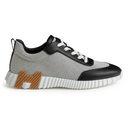 Bouncing Sneaker