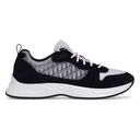 B25 Runner Sneaker