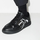 VL7N Low-Top Sneakers