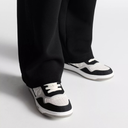 B27 Low-Top Sneaker