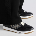 B27 Uptown Low-Top Sneakers