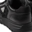 Runner Sneakers – Black